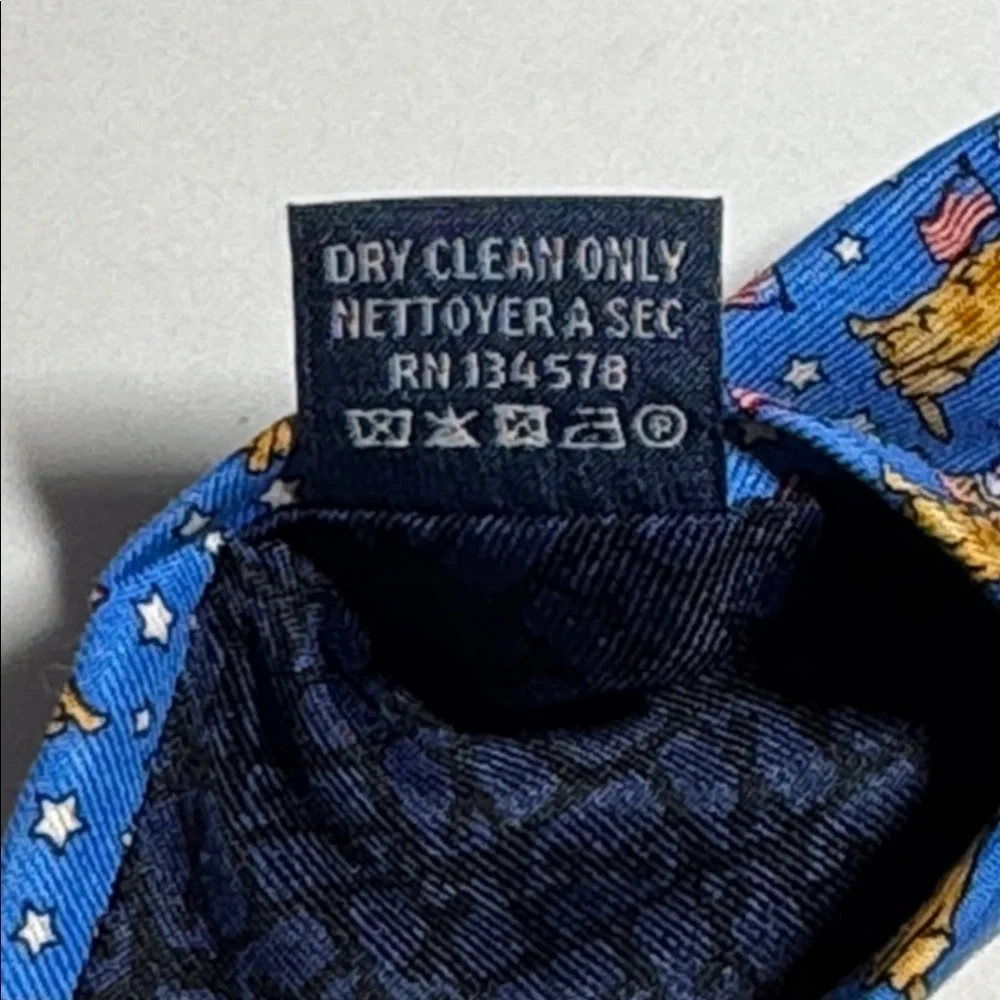 Vineyard Vines Boys' 100% Silk Patriotic Goldendoodle Tie 4th Formalwear USA